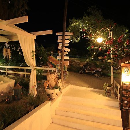 Fullmoon Rooms Cesme Çeşme Buitenkant foto