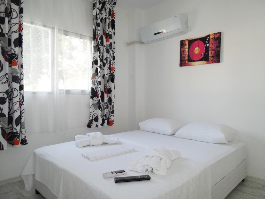 Fullmoon Rooms Cesme Çeşme Buitenkant foto