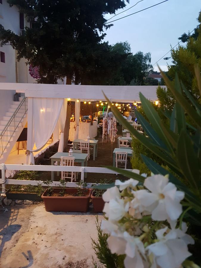 Fullmoon Rooms Cesme Çeşme Buitenkant foto