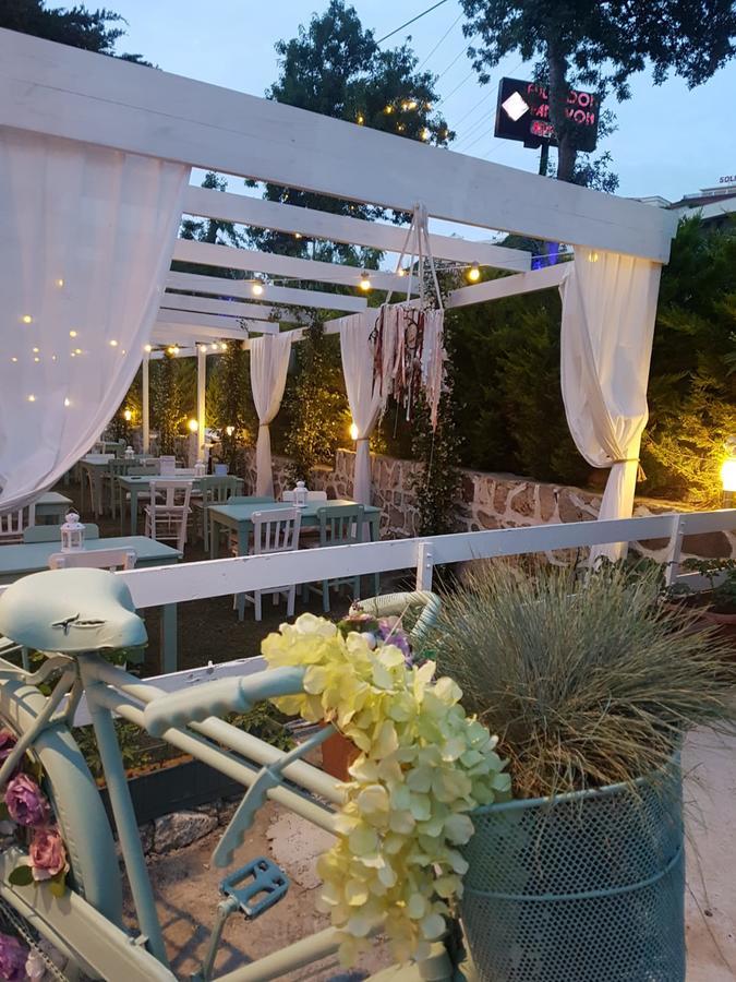 Fullmoon Rooms Cesme Çeşme Buitenkant foto
