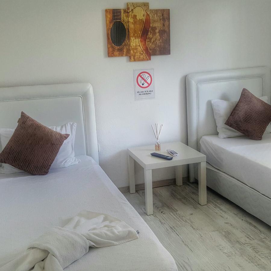 Fullmoon Rooms Cesme Çeşme Buitenkant foto