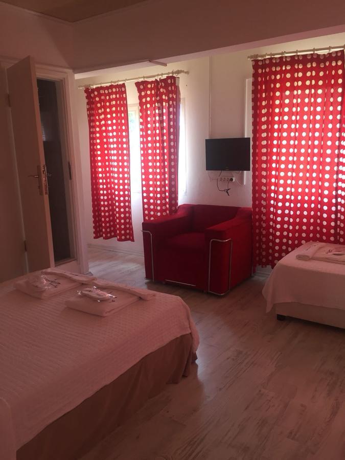 Fullmoon Rooms Cesme Çeşme Buitenkant foto