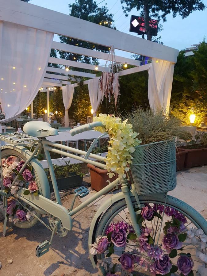 Fullmoon Rooms Cesme Çeşme Buitenkant foto