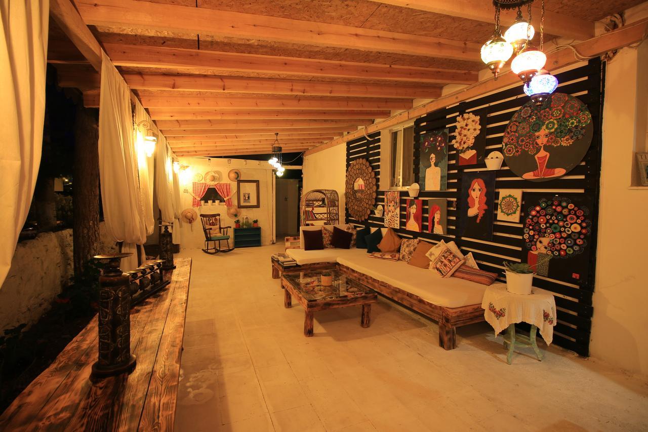 Fullmoon Rooms Cesme Çeşme Buitenkant foto