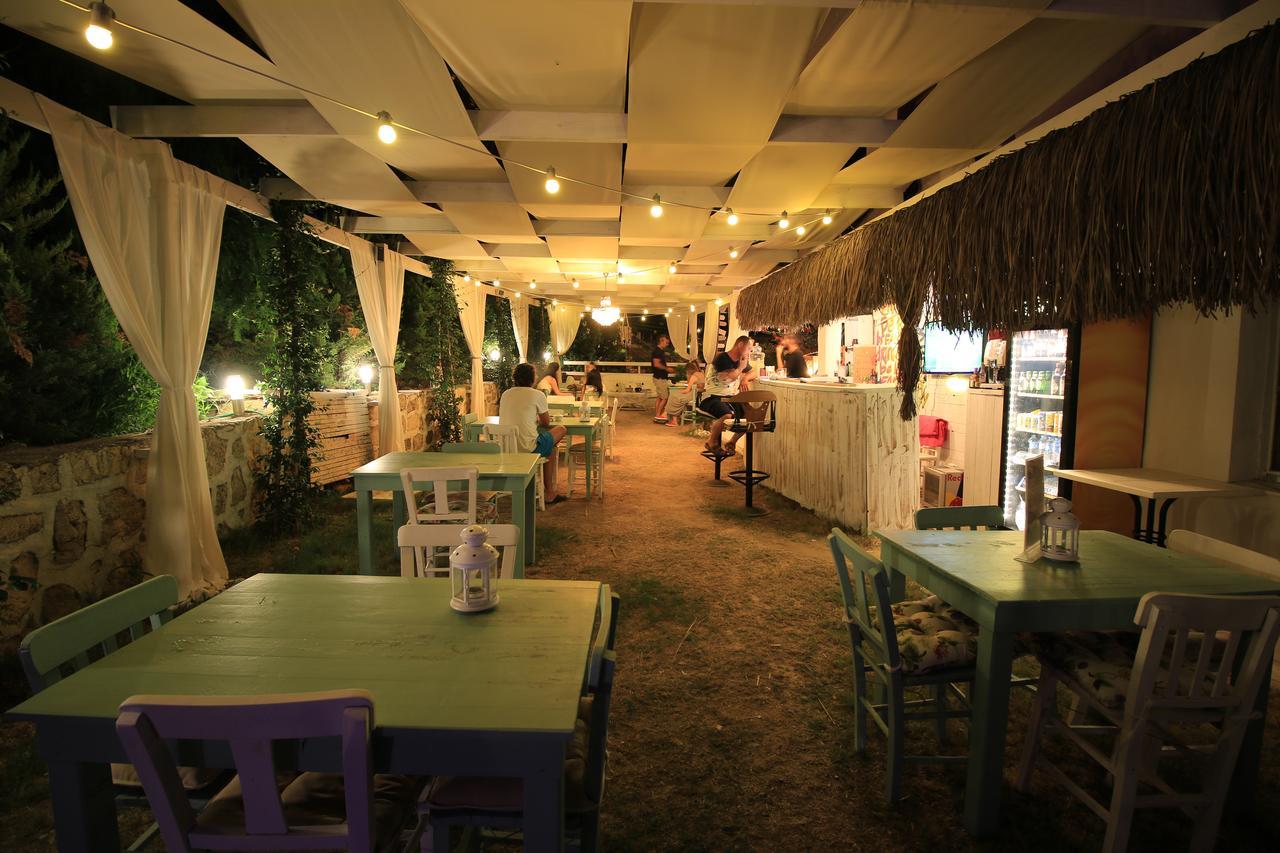 Fullmoon Rooms Cesme Çeşme Buitenkant foto